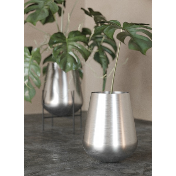 Q-Metal brushed Vase